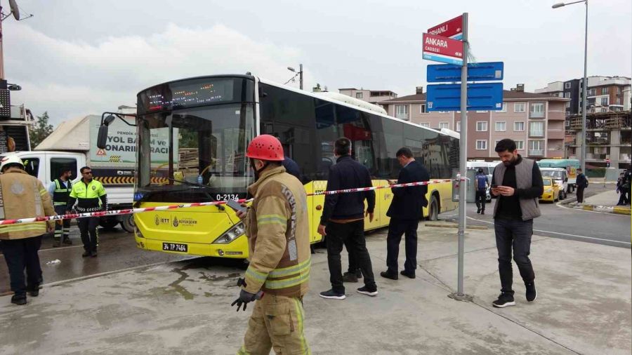 Pendik'te ETT otobsyle tr arpt: 5 yaral