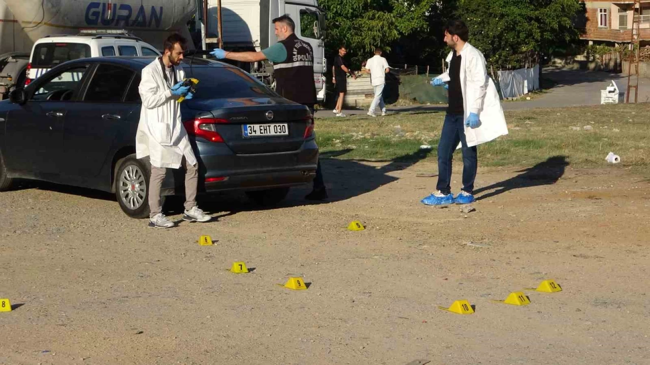 Pendik'te 'kız meselesi'nde silahlar konuştu: 3 yaralı