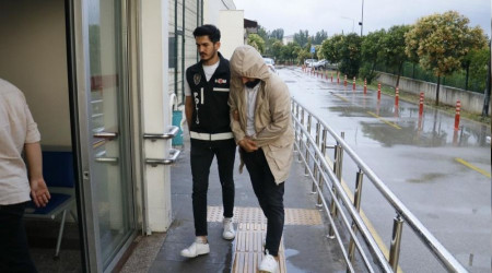 Piyasaya sahte altın süren şebekeye operasyon