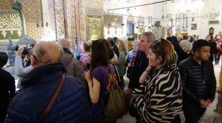 Ramazan'ın ilk günü Mevlana'yı ziyaret ettiler