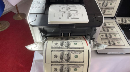 Rezidansa sahte dolar matbaası kurmuşlar