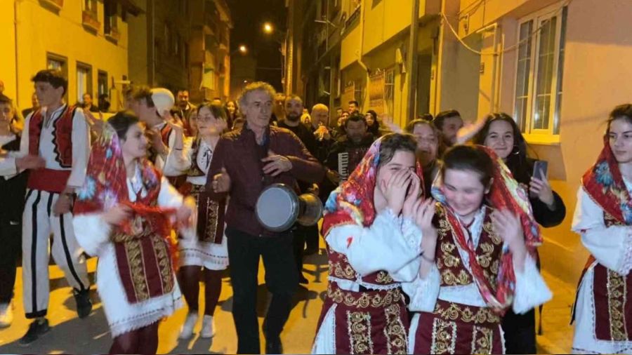 Rumeli ezgileriyle sahura kaldırdılar