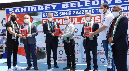 ahinbey'den Gazze'ye tam donanml 5 ambulans