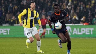 ampiyonluktan kopan Fenerbahe Baakehir deplasmannda