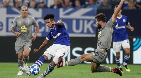 Schalke de eksik geliyor