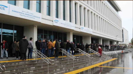 SGK'dan EYT'lilere uyarı