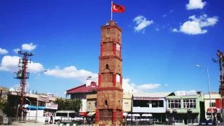Siirt Saat Kulesi: Zamann tan