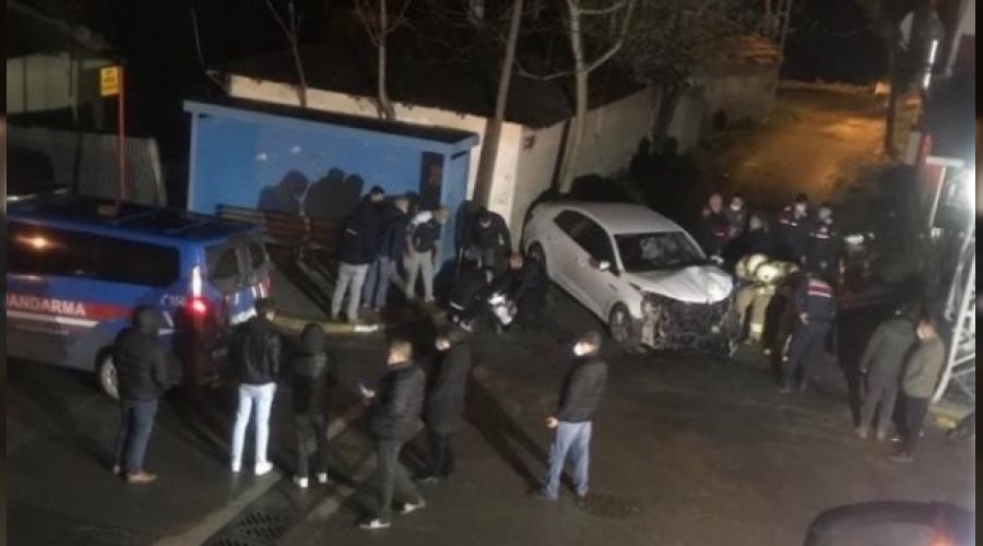 Silivri'de feci kaza: 1 �l�, 1 yaral�