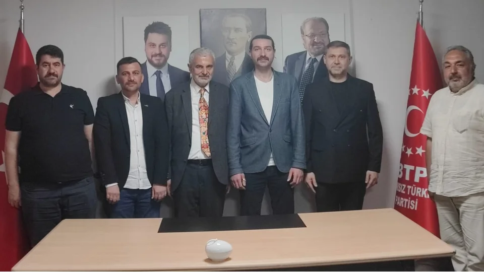 �irinevler Mahalle Muhtar�'ndan BTP Bah�elievler �l�e Ba�kanl���na ziyaret
