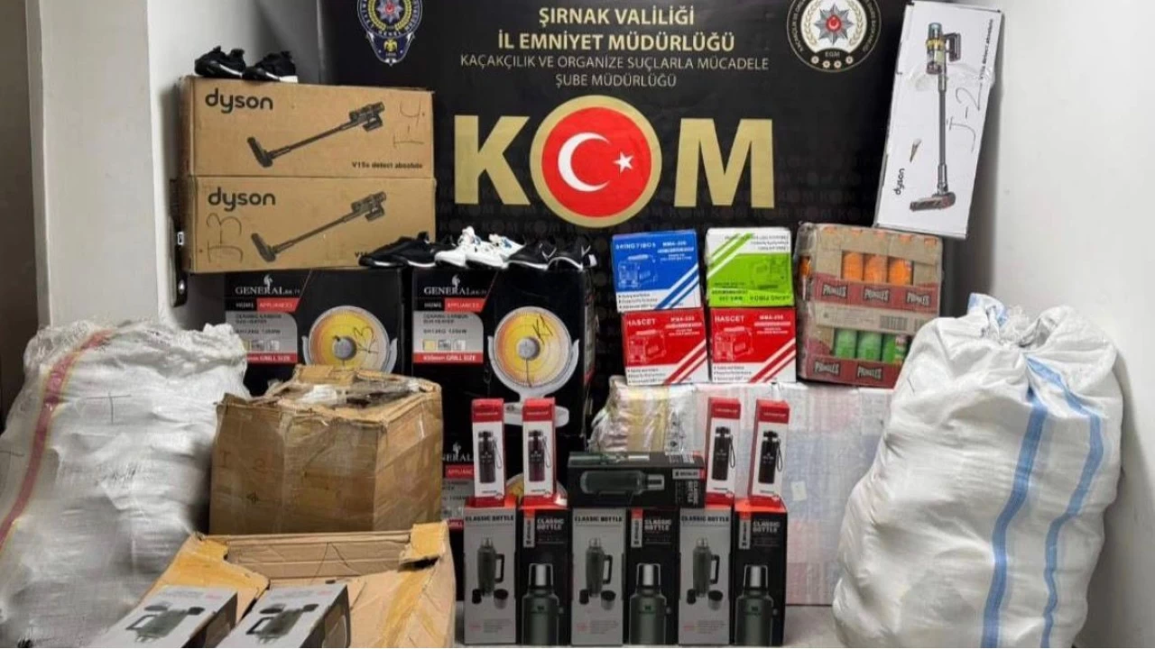 ��rnak'ta jandarma 10 milyon liral�k ka�ak malzeme ele ge�irdi