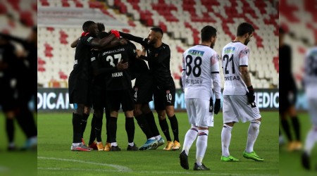 Sivasspor evinde siftah yaptı