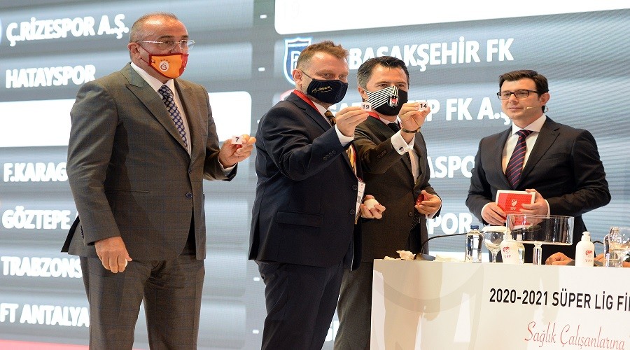 S�per Lig fikst�r� �ekildi
