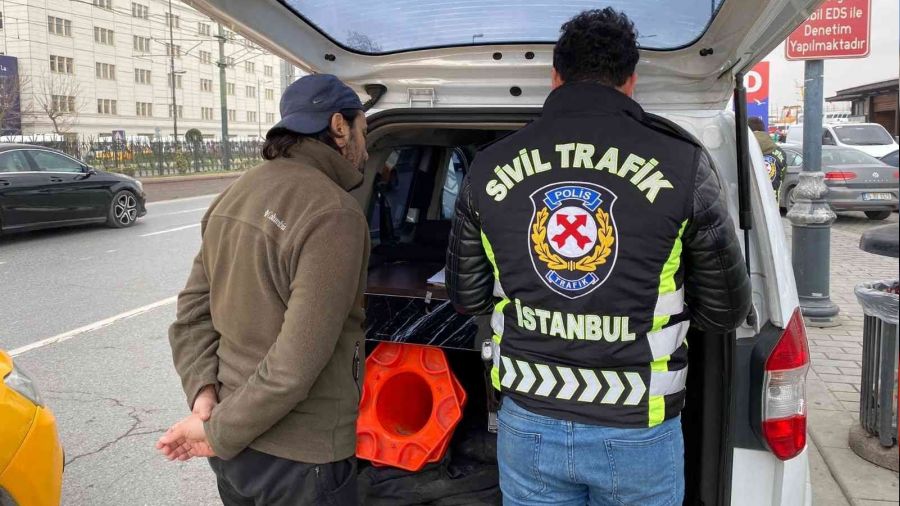 Taksimetre açmayan taksici sivil polise yakalandı