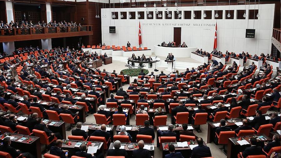TBMM'de, 'Kürt böreği mi küt böreği mi?' tartışması