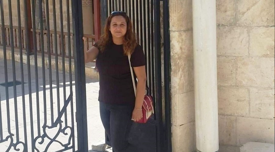 Temizlik yapan kadn evinde can verdi