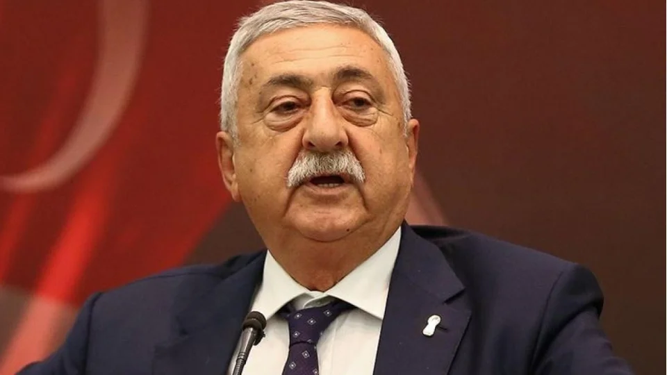 TESK: 'Bor�lu esnaf sa�l�k hizmetlerinden faydalanacak'