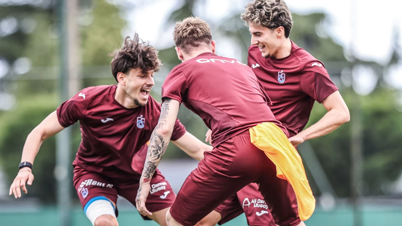 Trabzonspor, yeni sezon haz�rl�klar�n� s�rd�rd�