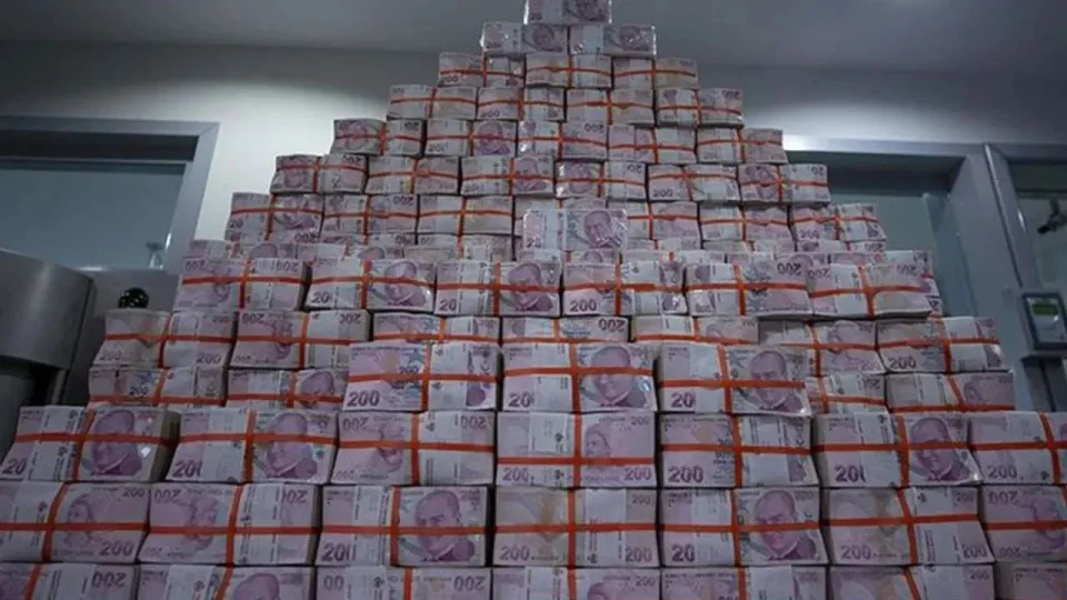 Trabzonspor'un net borcu 5.027 milyar lira 