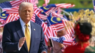 Trump, Asya turu kapsamında Malezya'dan ayrıldı