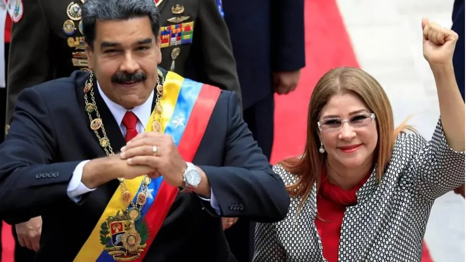 Trump, Maduro ve eşinin yakalandığını ve ülke dışına çıkarıldığını açıkladı