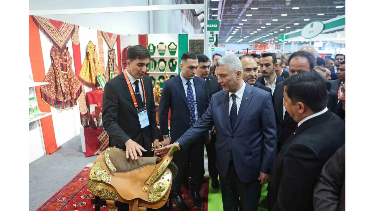 'Türkmenistan ile 5 milyar dolarlık ticaret hacmine ulaşmayı hedefliyoruz''