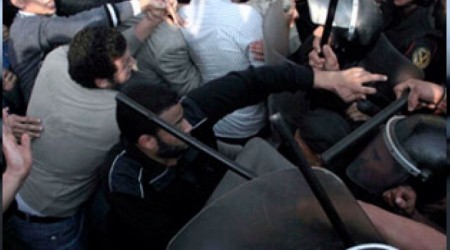 Umman'da protestolarda gstericiler polisle att