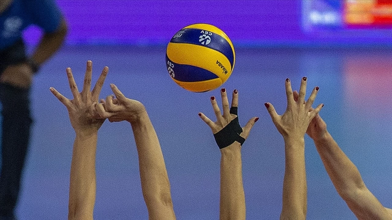 VakıfBank'ın rakibi Pazova