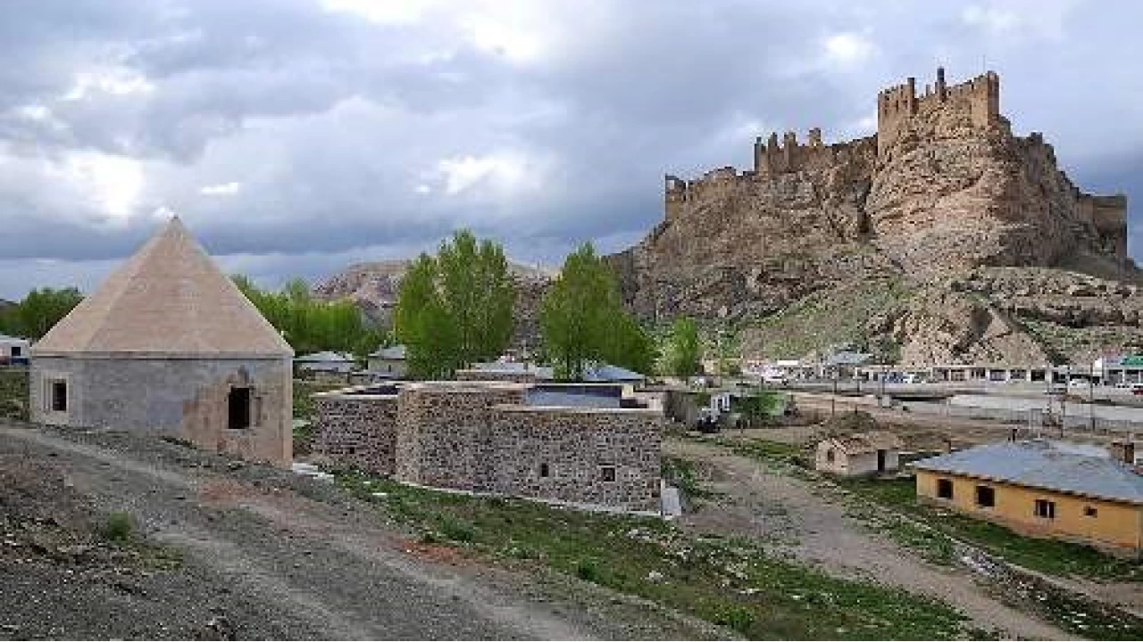 Van'ın tarihi mirası: Süleyman Bey Kümbeti