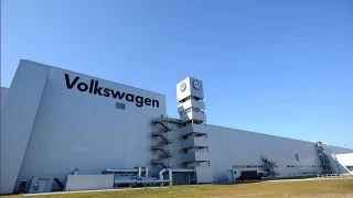Volkswagen, Almanya'da 35 bin kişiyi işten çıkaracak