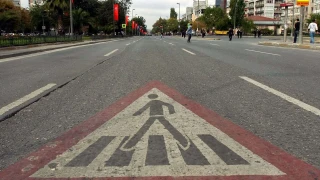 Yar�n �stanbul'da baz� yollar trafi�e kapat�lacak