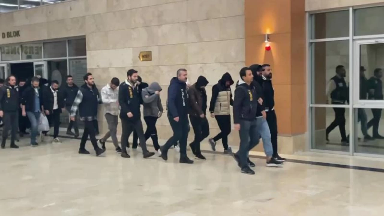Yasadışı bahis operasyonunda Flash TV VE Pozitif Bank'a el konuldu