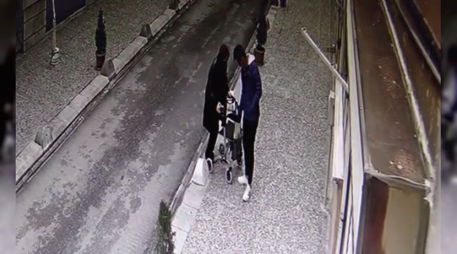 Ya�l� kad�n 103 bin dolar�n� doland�r�c�lara verdi