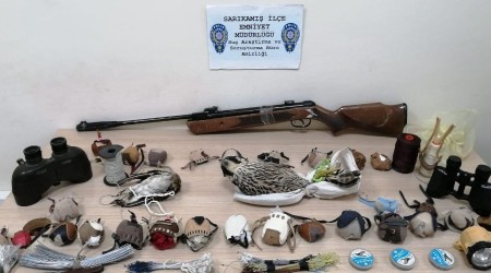 Yırtıcı kuş kaçakçıları suçüstü yakalandı