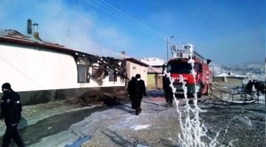 Yozgat'ta mutfak t�p� patlad�: 2 �l�