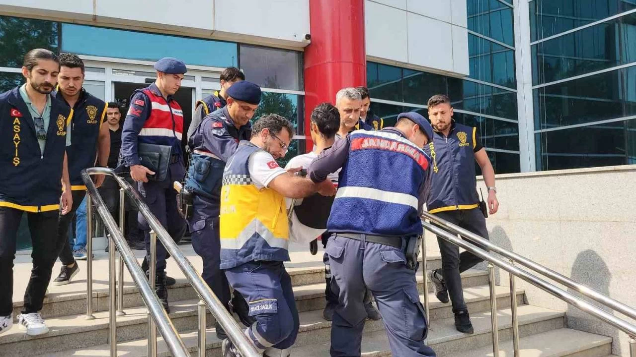 2 polis amirini �ehit eden zanl� polis memuru tutukland�