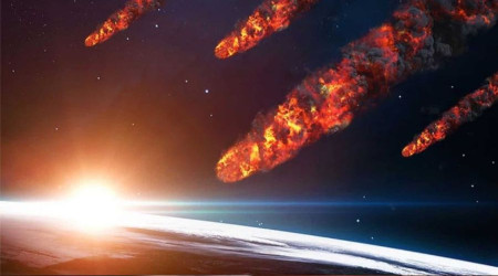 5 dev meteor Dünya'ya yaklaştı