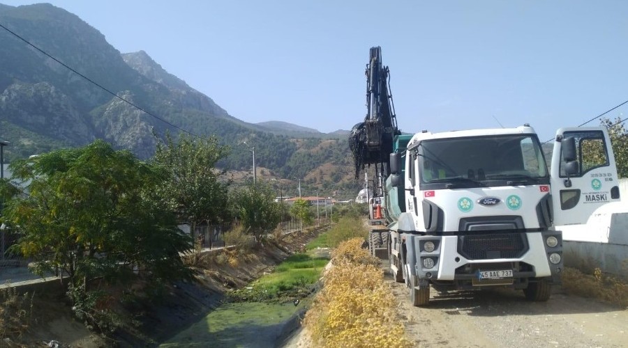 9 kilometrelik dere temizlik �al��mas�na ba�land�
