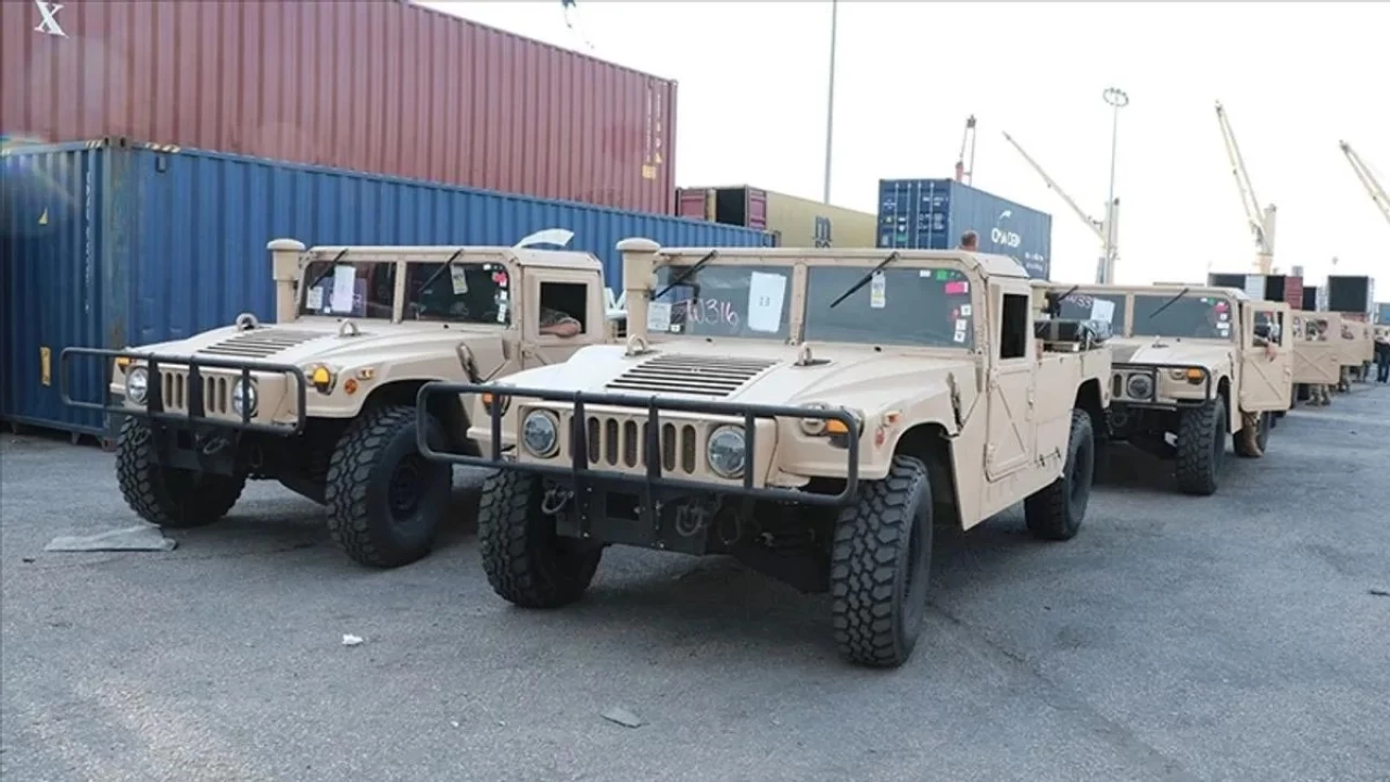 ABD, Lbnan'a 90.5 milyon dolarlk askeri aralarn satn onaylad