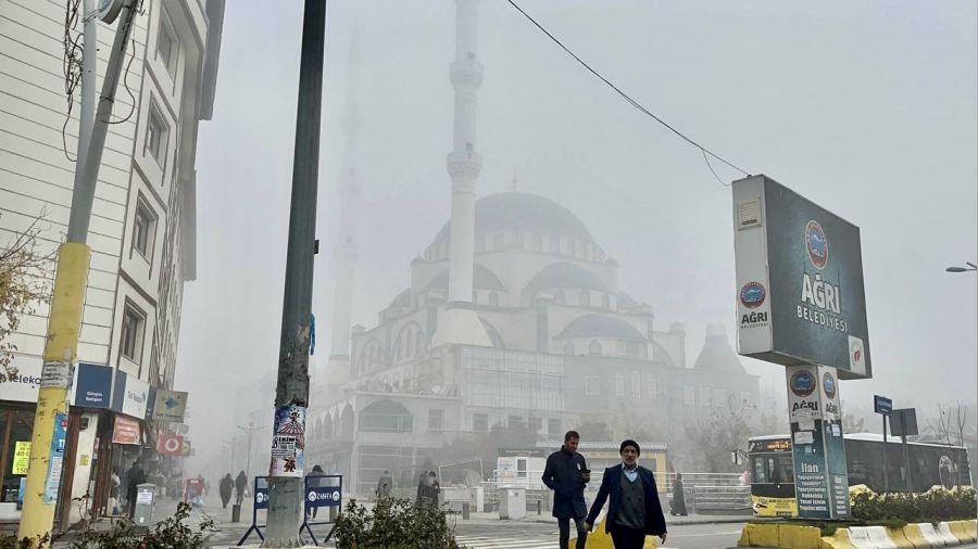 Ar'da youn sis etkili oldu