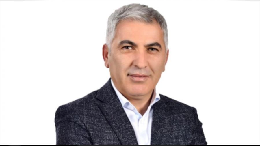 Ak Parti'li Belediye Bakan kanserden vefat etti
