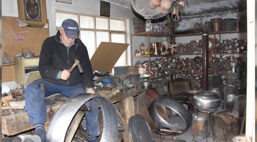 Akdeniz Bölgesi'nin son bakırcısı