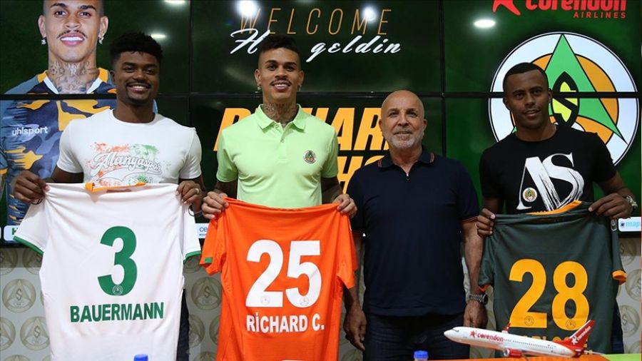 Alanyaspor 3 Brezilyalıyı kadrosuna kattı