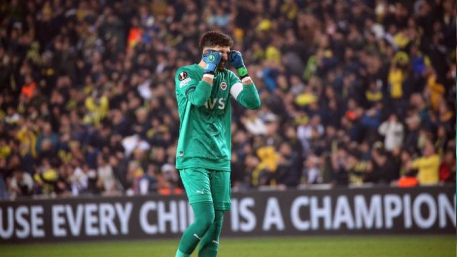 Altay'ın tahtı sallanıyor