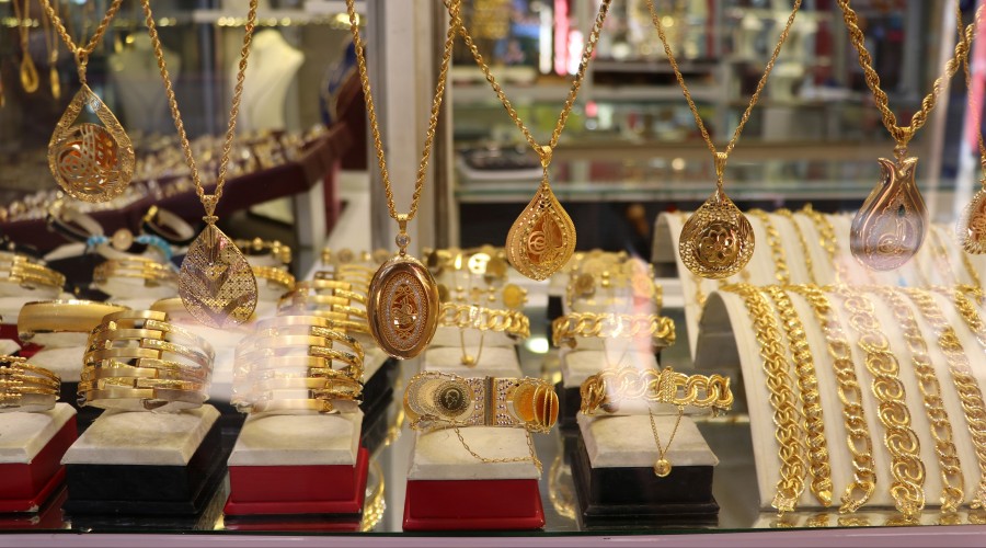 Alt�n, yat�r�mc�s�na zarar ettirmedi