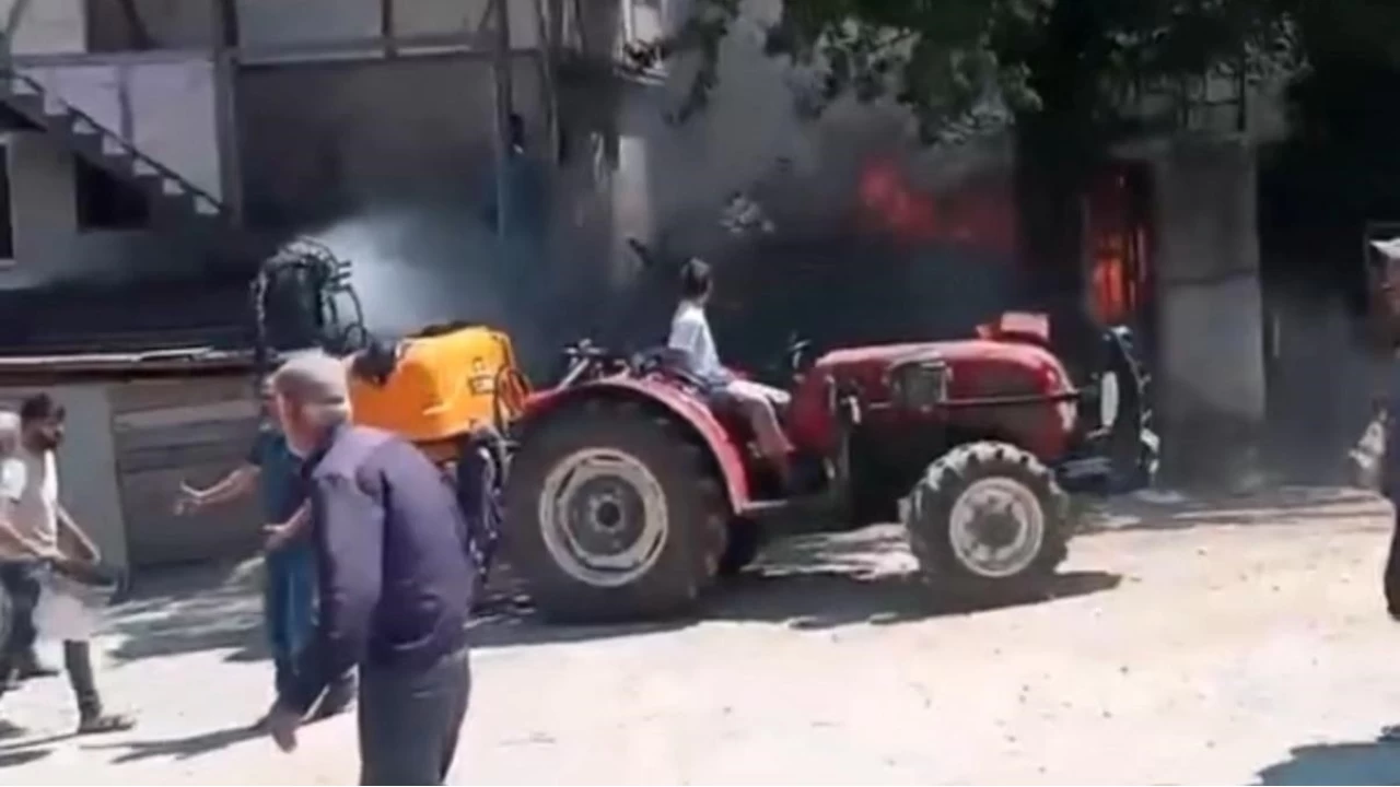 An�z yang�n� r�zgar�n etkisi ile eve s��rad�