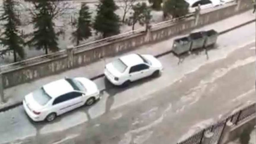 Ankara'da sa�anak ya��� ve dolu etkili oldu
