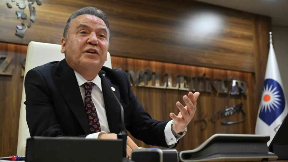 Antalya B�y�k�ehir Belediyesi soru�turmas�nda 702 sayfal�k iddianame