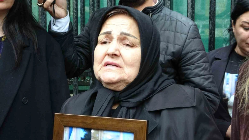 Antalya'da 9 kur�unlu kad�n cinayetinde iyi hal indirimi 