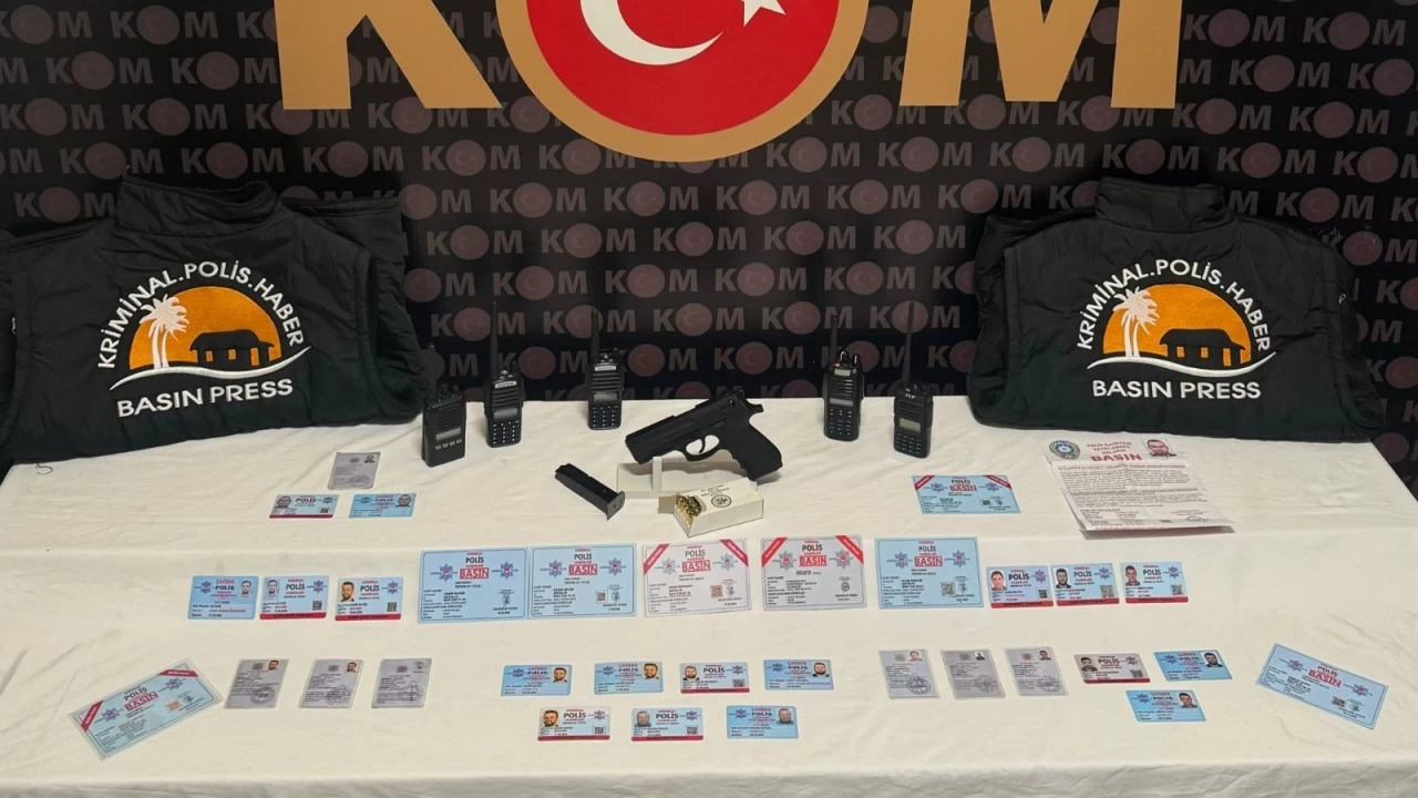Antalya'da 'sahte bas�n kart�' operasyonu: 6 zanl� yakaland�
