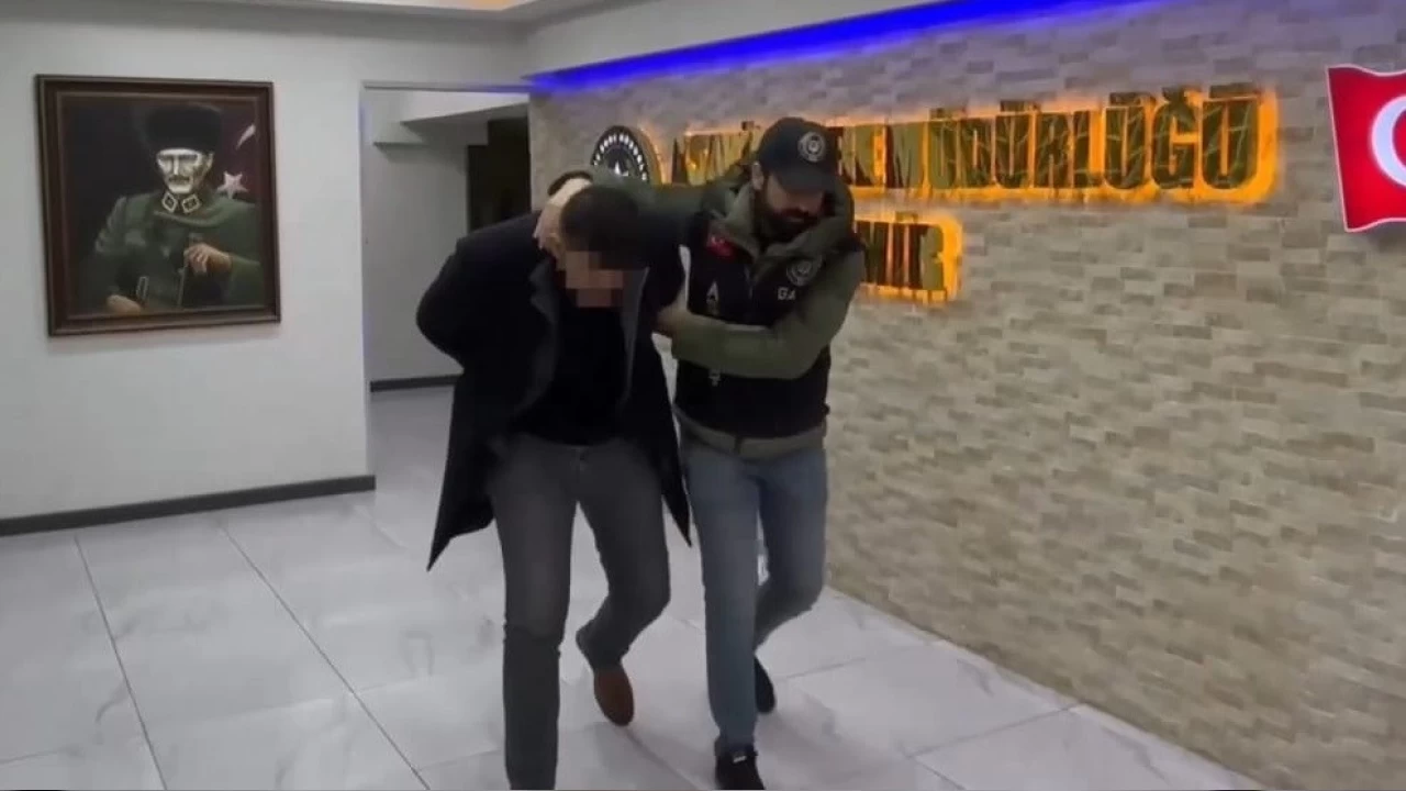 Ara�la gelip i� yerine kur�un ya�d�rd�